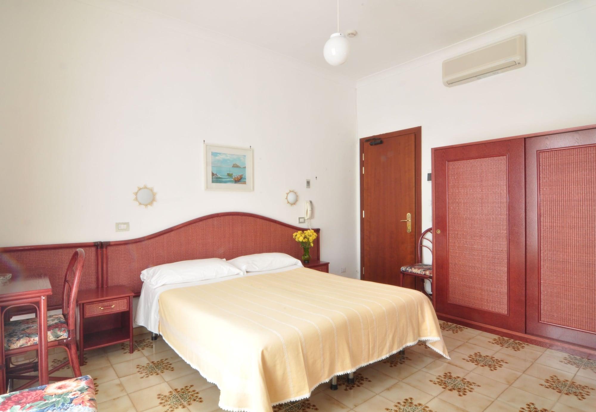 Hotel Ulisse Ischia Bagian luar foto