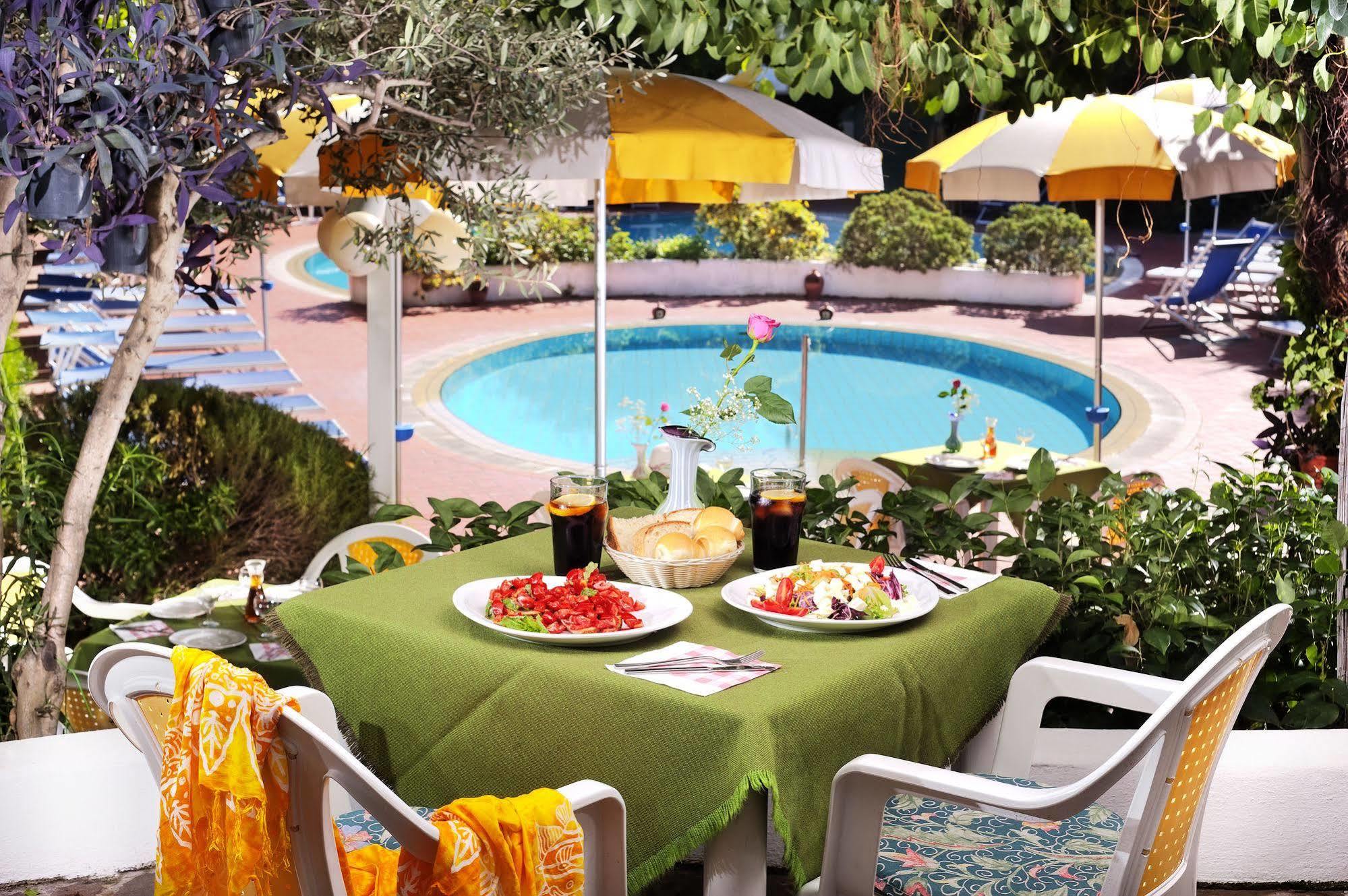 Hotel Ulisse Ischia Bagian luar foto