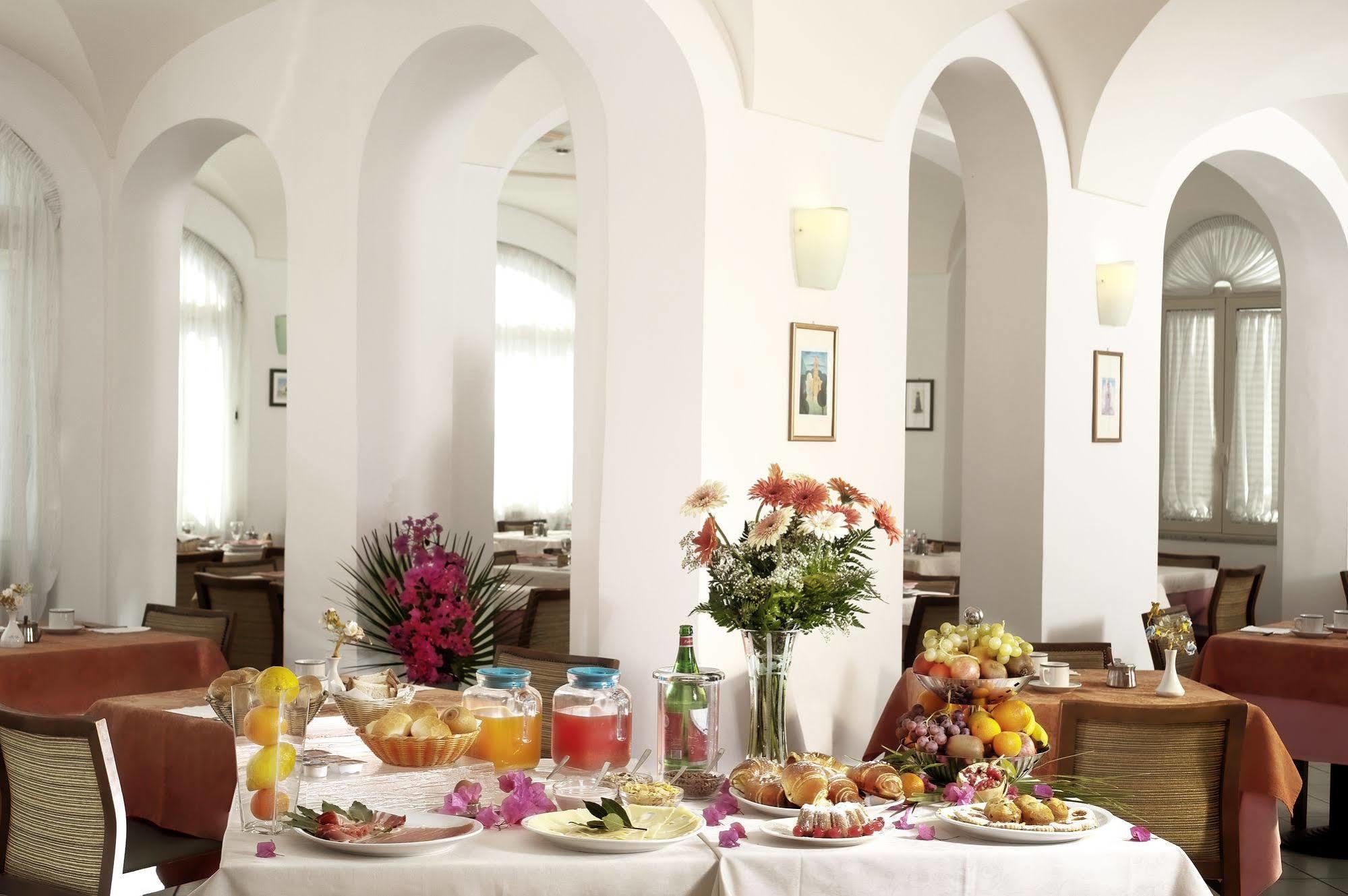 Hotel Ulisse Ischia Bagian luar foto